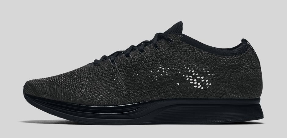 nike flyknit noire